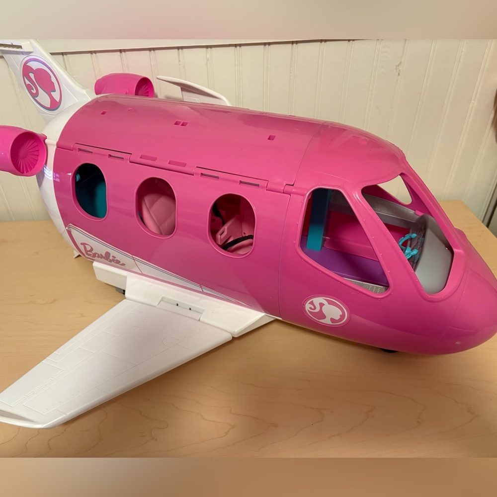 Barbie Airplane